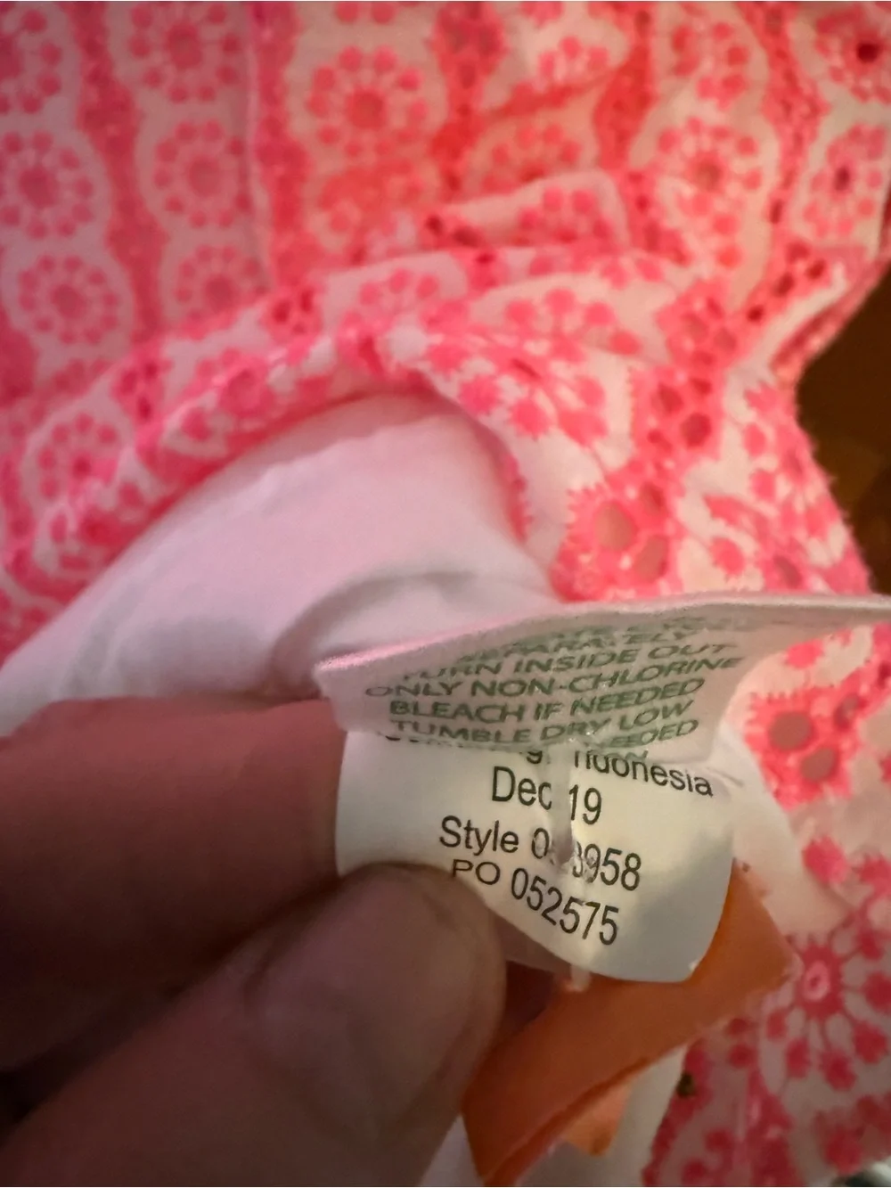 Lilly Pulitzer Jourdana Eyelet Top color pattern Lilly's Coral Starburst 10 - Picture 8 of 11